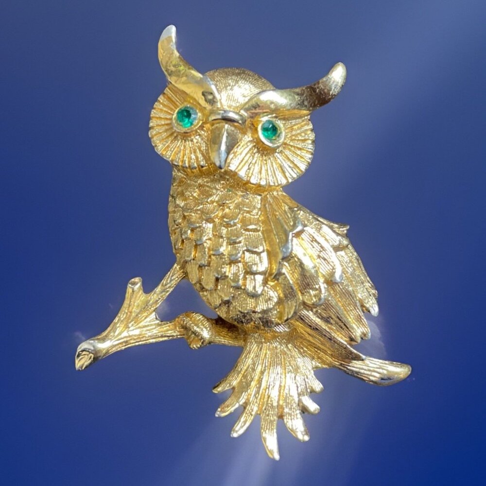 Vintage Signed Monet Gold-Tone Rhinestone Owl Brooch Pin Green Eyes Horned